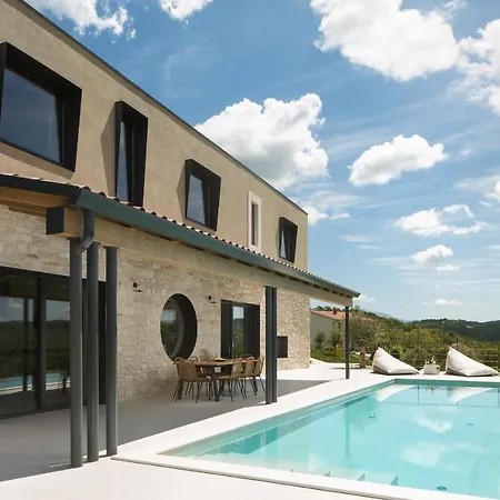 The Buzet